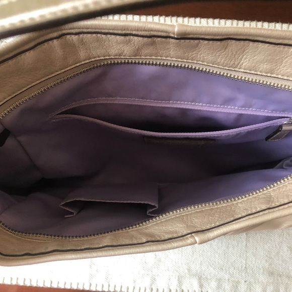 Coach leather purse - Picture 8 of 8